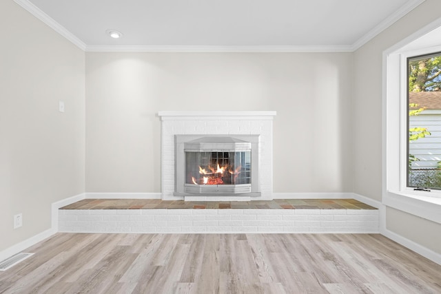 3851 Security Dr, Grove City, OH 43123 - detailed view of wood finished floors, ornamental molding, a fireplace, and recessed lighting