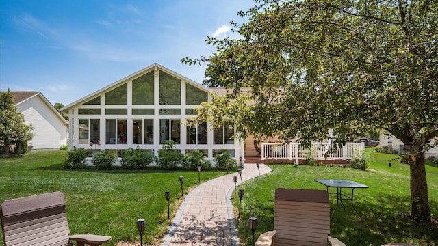 405 Meadowland Dr, Newark, OH 43055 - back of house featuring a lawn