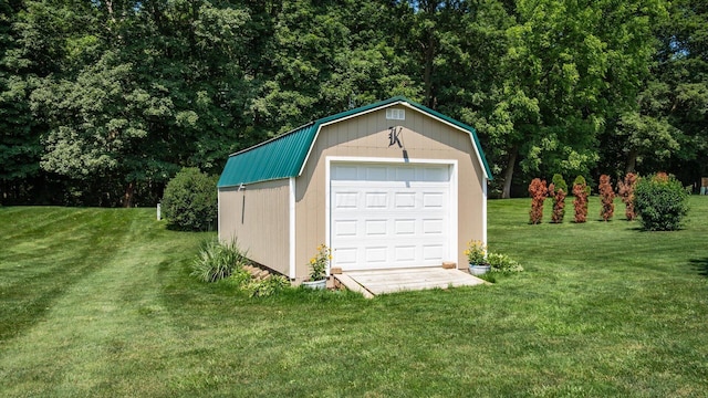 405 Meadowland Dr, Newark, OH 43055 - view of detached garage