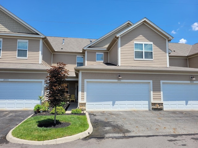 3555 Evelynton Ave, Lewis Center, OH 43035 - photo 1