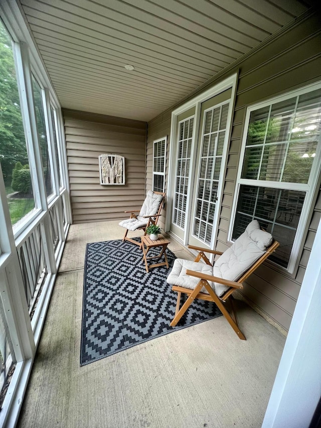 6090 Sowerby Ln, Westerville, OH 43081 - view of sunroom / solarium