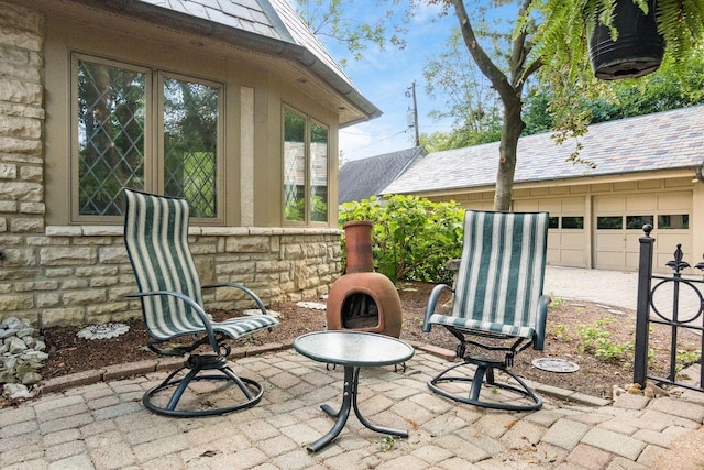 233 S Dawson Ave, Columbus, OH 43209 - view of patio with a garage