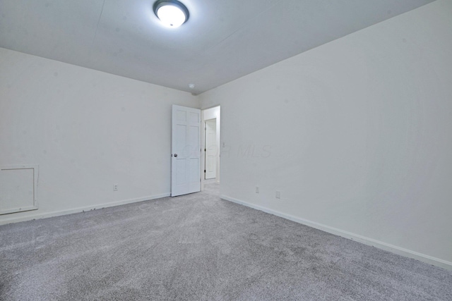 1142 Rozelle Creek Rd, Chillicothe, OH 45601 - unfurnished room with carpet and baseboards