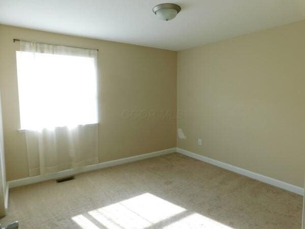 32340 Lilac Ln, Logan, OH 43138 - unfurnished room featuring carpet and baseboards