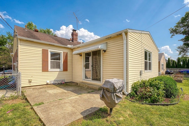 565 Springhollow Rd, Circleville, OH 43113 - photo 10