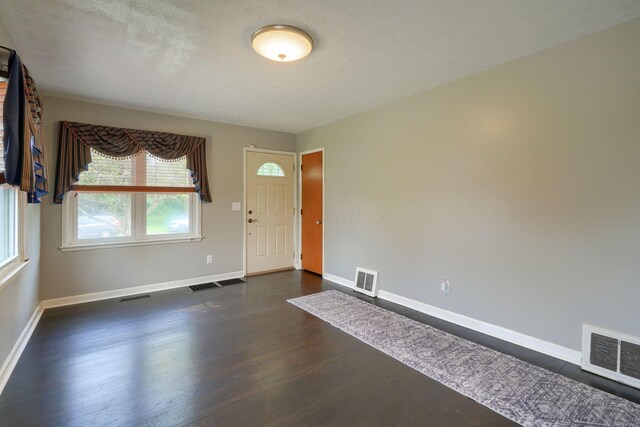 565 Springhollow Rd, Circleville, OH 43113 - photo 17