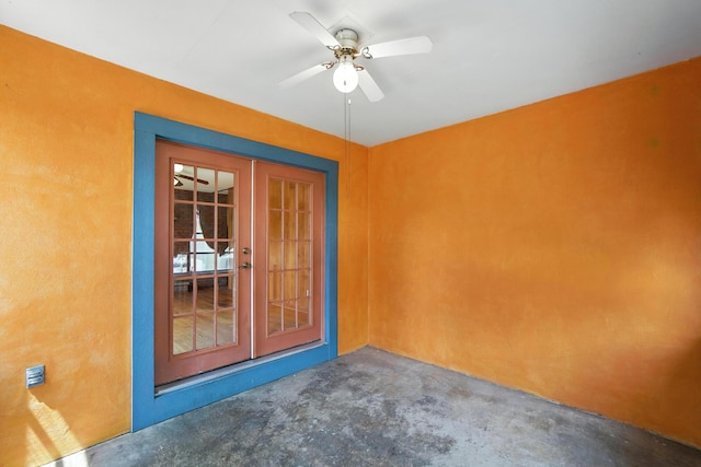 899 Meadowview Dr, Columbus, OH 43224 - doorway to property with a ceiling fan and stucco siding