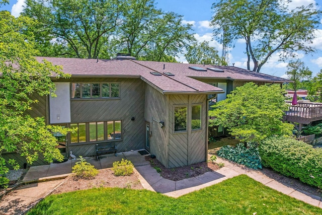2109 W 5th Ave Unit C, Grandview Heights, OH 43212 - view of front of home with roof with shingles and a patio
