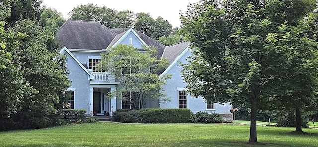 11360 Thornbrook Dr, Galena, OH 43021 - view of front of property with stucco siding and a front yard