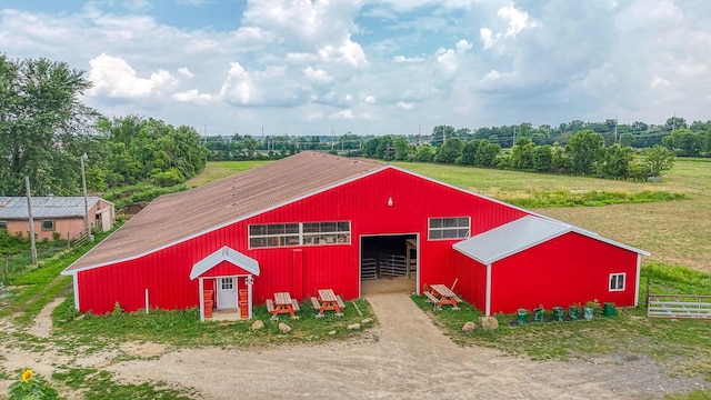 3910 Summit View Rd, Dublin, OH 43016 - view of pole building featuring an exterior structure
