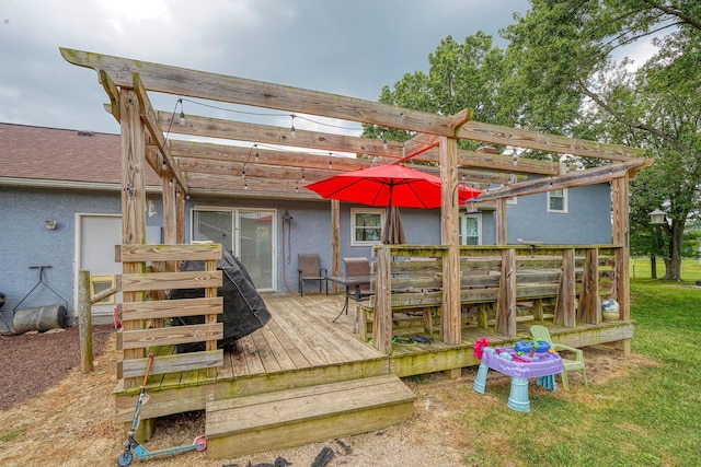 3910 Summit View Rd, Dublin, OH 43016 - view of wooden terrace
