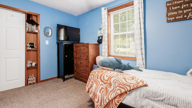 13376 Maple Rd NE, Thornville, OH 43076 - carpeted bedroom with baseboards