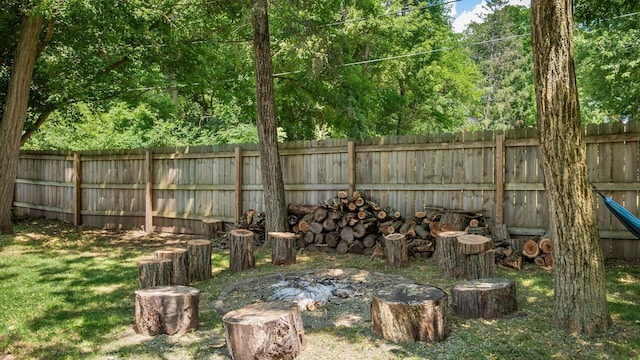 13376 Maple Rd NE, Thornville, OH 43076 - view of yard