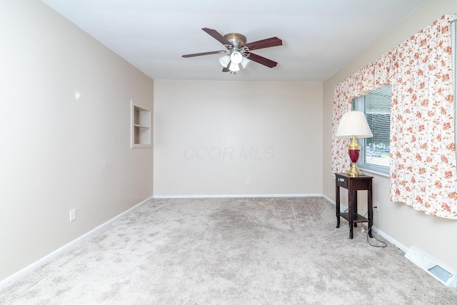 5375 Fullerton Dr, Columbus, OH 43232 - carpeted empty room featuring a ceiling fan and baseboards