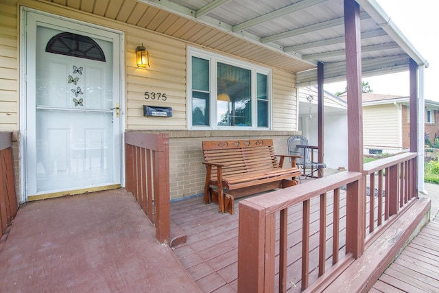 5375 Fullerton Dr, Columbus, OH 43232 - view of wooden porch