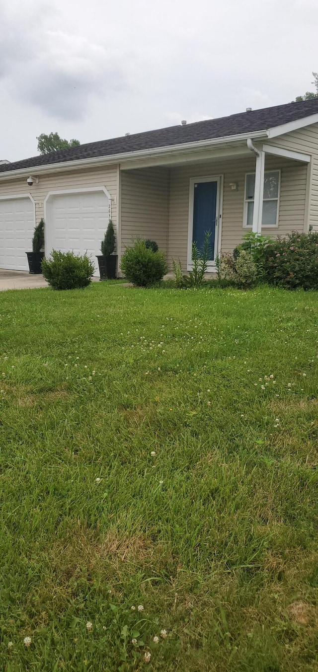 2659 Four Seasons Dr, Columbus, OH 43207 - photo 3
