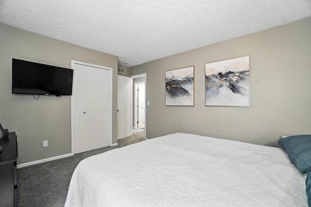 6803 Alex Dr, Canal Winchester, OH 43110 - carpeted bedroom with a textured ceiling