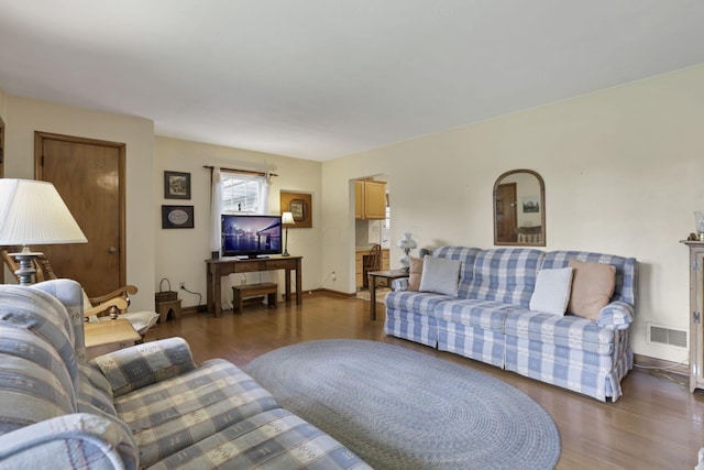 784 Colonial Dr, Heath, OH 43056 - living area with wood finished floors and baseboards