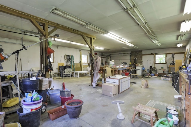 784 Colonial Dr, Heath, OH 43056 - garage featuring a workshop area