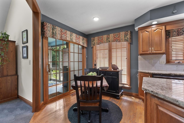5232 Lola Way, Columbus, OH 43235 - dining room with light wood-style floors