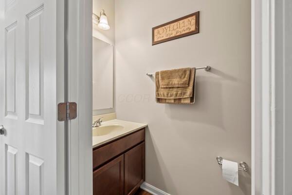 3810 Winding Path Dr, Canal Winchester, OH 43110 - bathroom with vanity