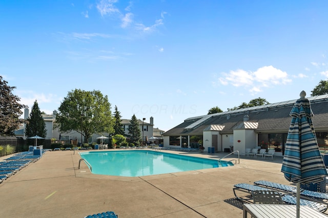 5692 Palos Ln Unit 168D, Hilliard, OH 43026 - community pool featuring a patio
