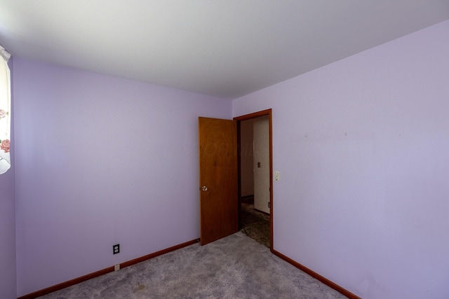 2052 Lorimer Dr NE, Newark, OH 43055 - carpeted empty room featuring baseboards