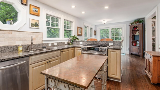 525 W College St, Granville, OH 43023 - photo 20