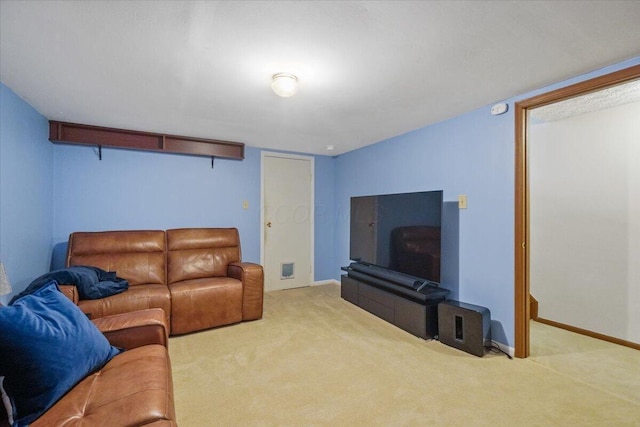 907 Soramill Ln Unit 8E, Columbus, OH 43085 - living area featuring carpet