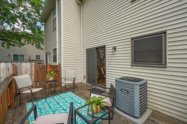 907 Soramill Ln Unit 8E, Columbus, OH 43085 - view of wooden deck