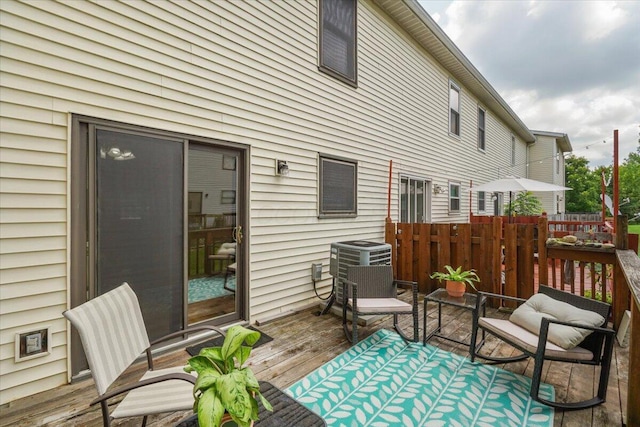 907 Soramill Ln Unit 8E, Columbus, OH 43085 - view of wooden terrace
