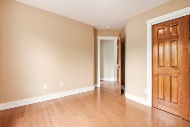1293 Avondale Ave, Columbus, OH 43212 - spare room featuring light wood-style floors