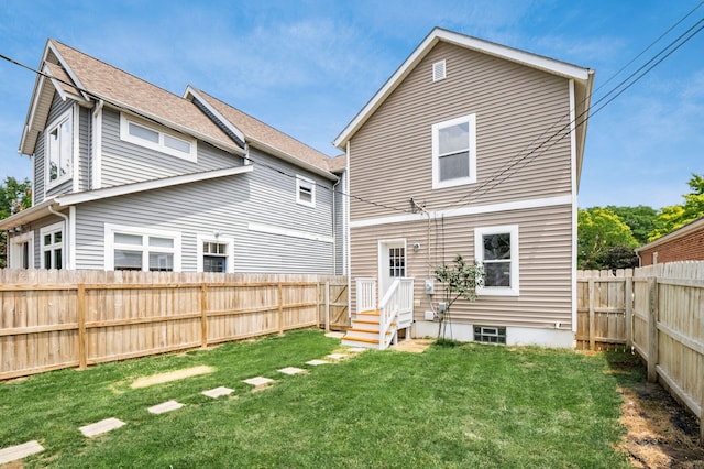 1293 Avondale Ave, Columbus, OH 43212 - rear view of house featuring a fenced backyard