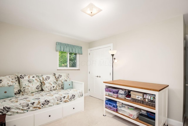 2269 Cranford Rd, Columbus, OH 43221 - bedroom with light colored carpet and baseboards