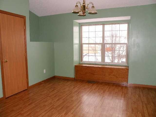 3887 Highland Bluff Dr, Groveport, OH 43125 - photo 6