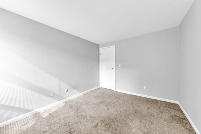 1030 Galliton Ct Unit B, Columbus, OH 43220 - unfurnished room with carpet and baseboards
