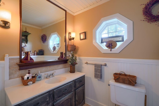 1715 Carroll Southern Rd NW, Carroll, OH 43112 - half bath featuring wainscoting, vanity, and crown molding