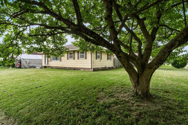1193 Marble Dr, Columbus, OH 43227 - view of front facade featuring a front lawn
