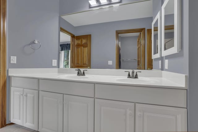 2773 Eleanor Way, Lewis Center, OH 43035 - bathroom with double vanity