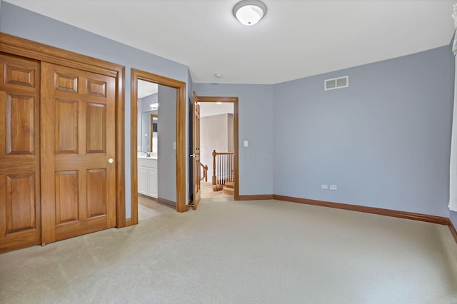 2773 Eleanor Way, Lewis Center, OH 43035 - unfurnished bedroom with light colored carpet and baseboards