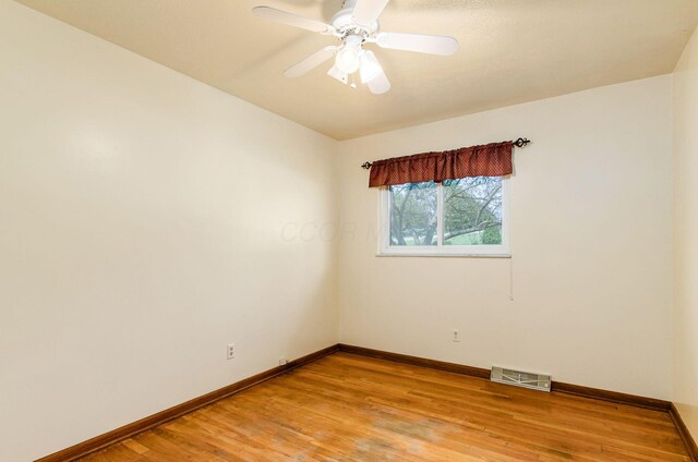 3281 Darracq Cir, Columbus, OH 43223 - photo 25