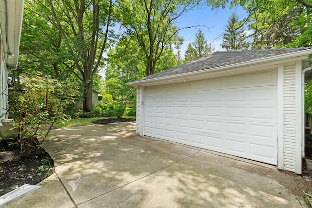 99 E N Broadway St, Columbus, OH 43214 - view of detached garage