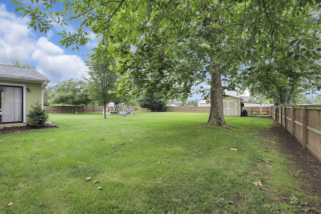 54 Barry Rd SW, Reynoldsburg, OH 43068 - fenced backyard with a storage shed