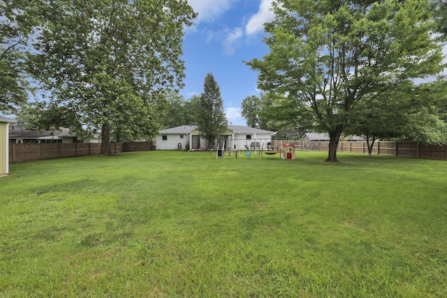 54 Barry Rd SW, Reynoldsburg, OH 43068 - view of fenced backyard