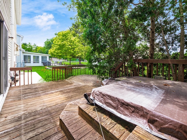 2883 Castlebrook Ave, Hilliard, OH 43026 - wooden deck with a sunroom and a yard