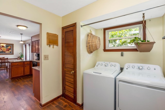 3251 Old Mill Rd NE, Lancaster, OH 43130 - laundry room with separate washer and dryer and dark wood-style floors