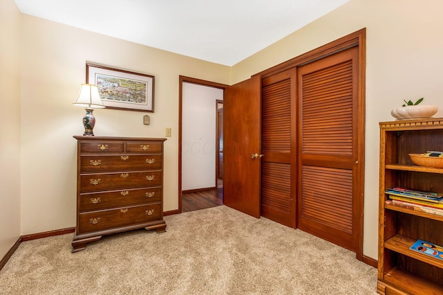 3251 Old Mill Rd NE, Lancaster, OH 43130 - bedroom featuring carpet flooring and a closet