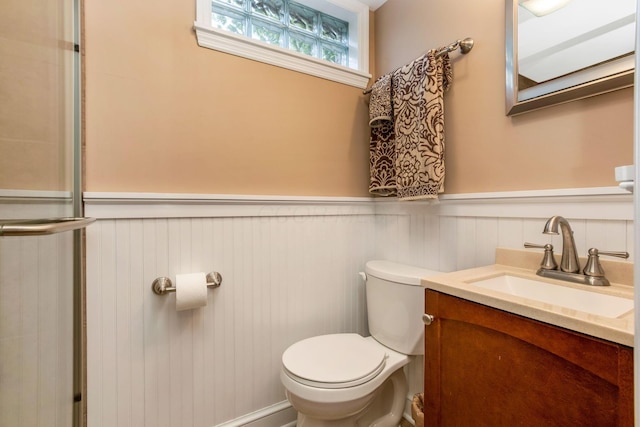 3251 Old Mill Rd NE, Lancaster, OH 43130 - bathroom with wainscoting and vanity