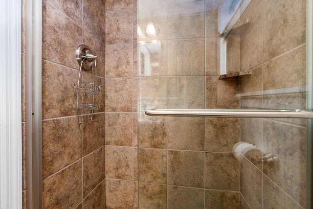 3251 Old Mill Rd NE, Lancaster, OH 43130 - bathroom view of a shower stall