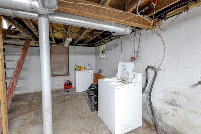 261 Superior St, Mansfield, OH 44902 - unfinished below grade area with washer and dryer